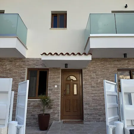 Casa vacanze Cozy Stay, Peaceful And Prime Spot Paphos